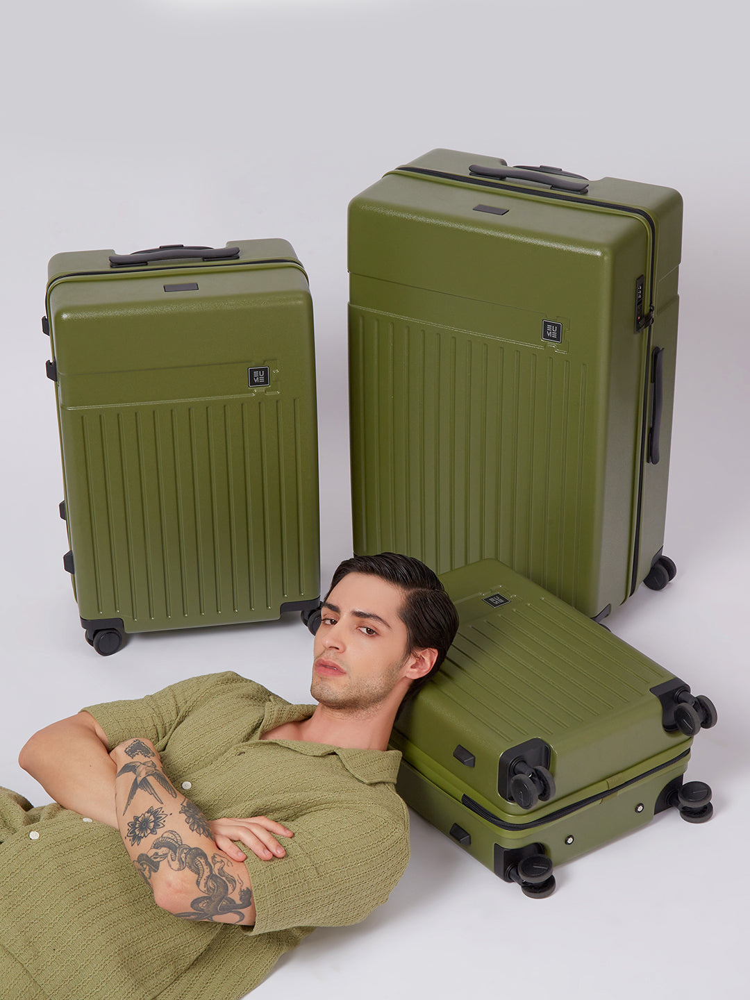 Classic Check-In Large