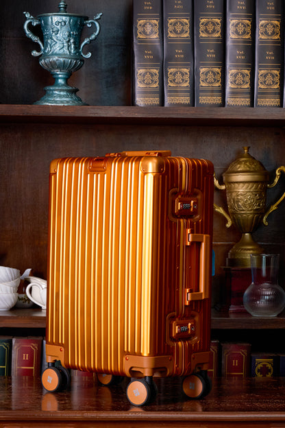 Aluminium Silver Cabin