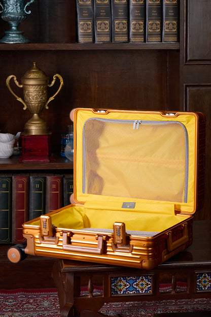 Aluminium Silver Cabin