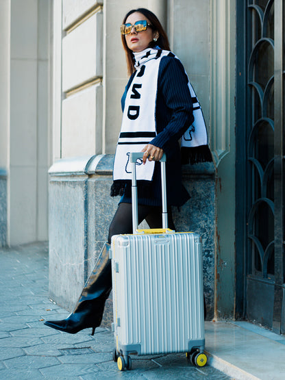 Aluminium Black Cabin