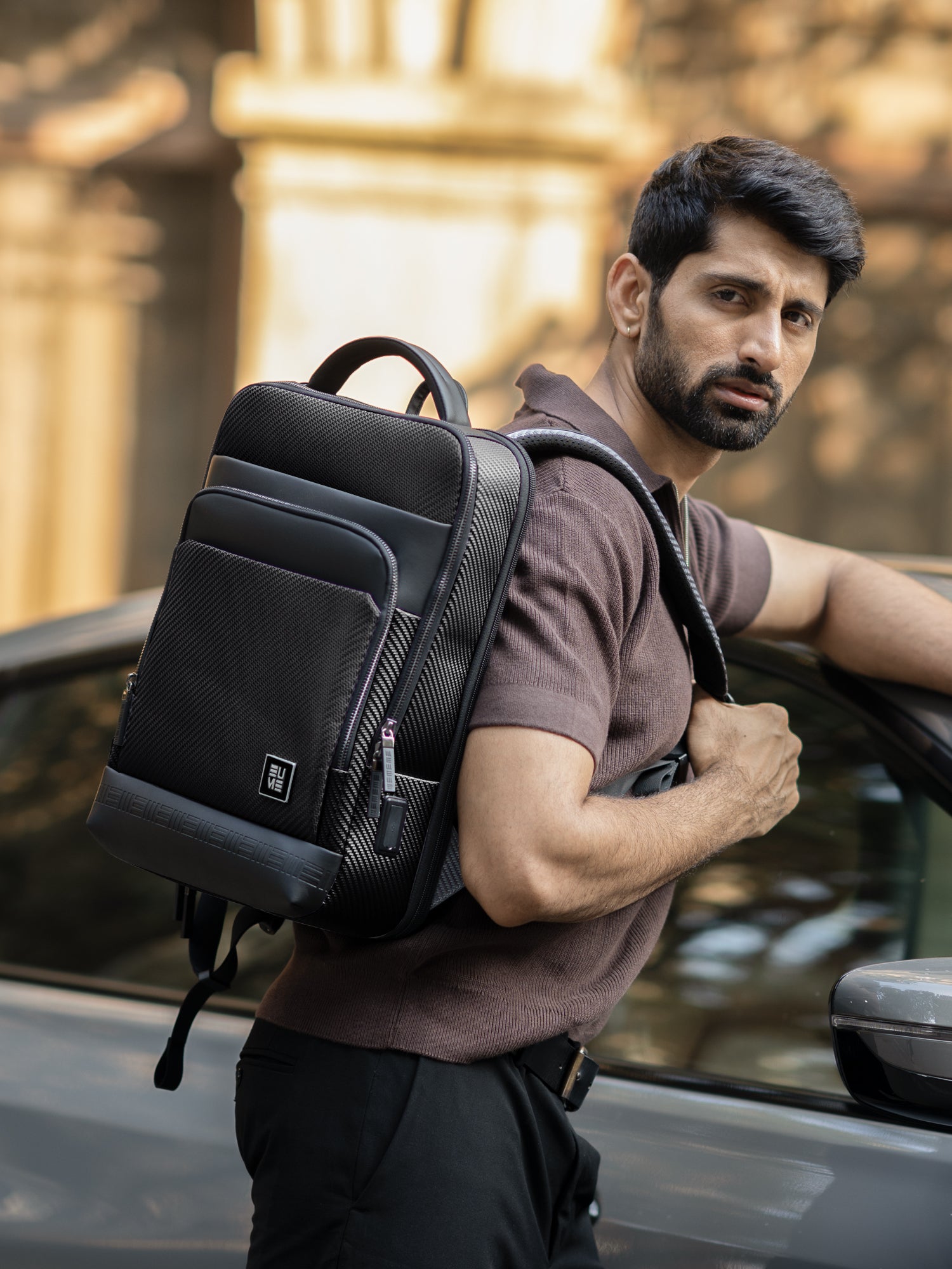 EUME carbonis 20l laptop backpack - charcoal black product image clean studio background