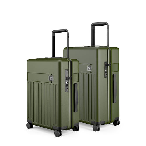 Classic Cabin + Check-In Medium