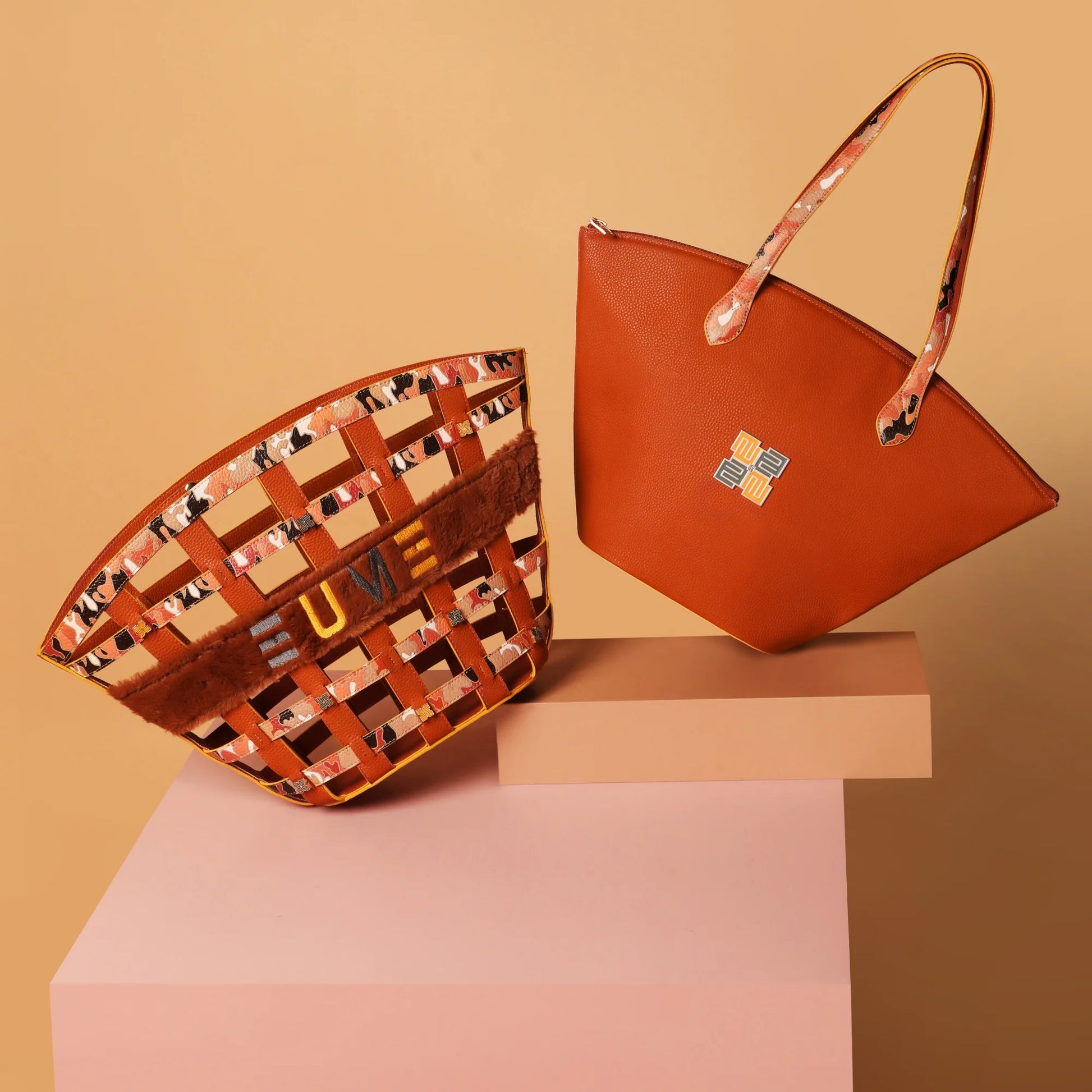 "Stylish Praline Tote Bag in two trendy designs on display."