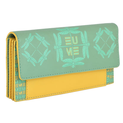 EUME Ladybug Clutch in green and yellow, stylish and chic design.