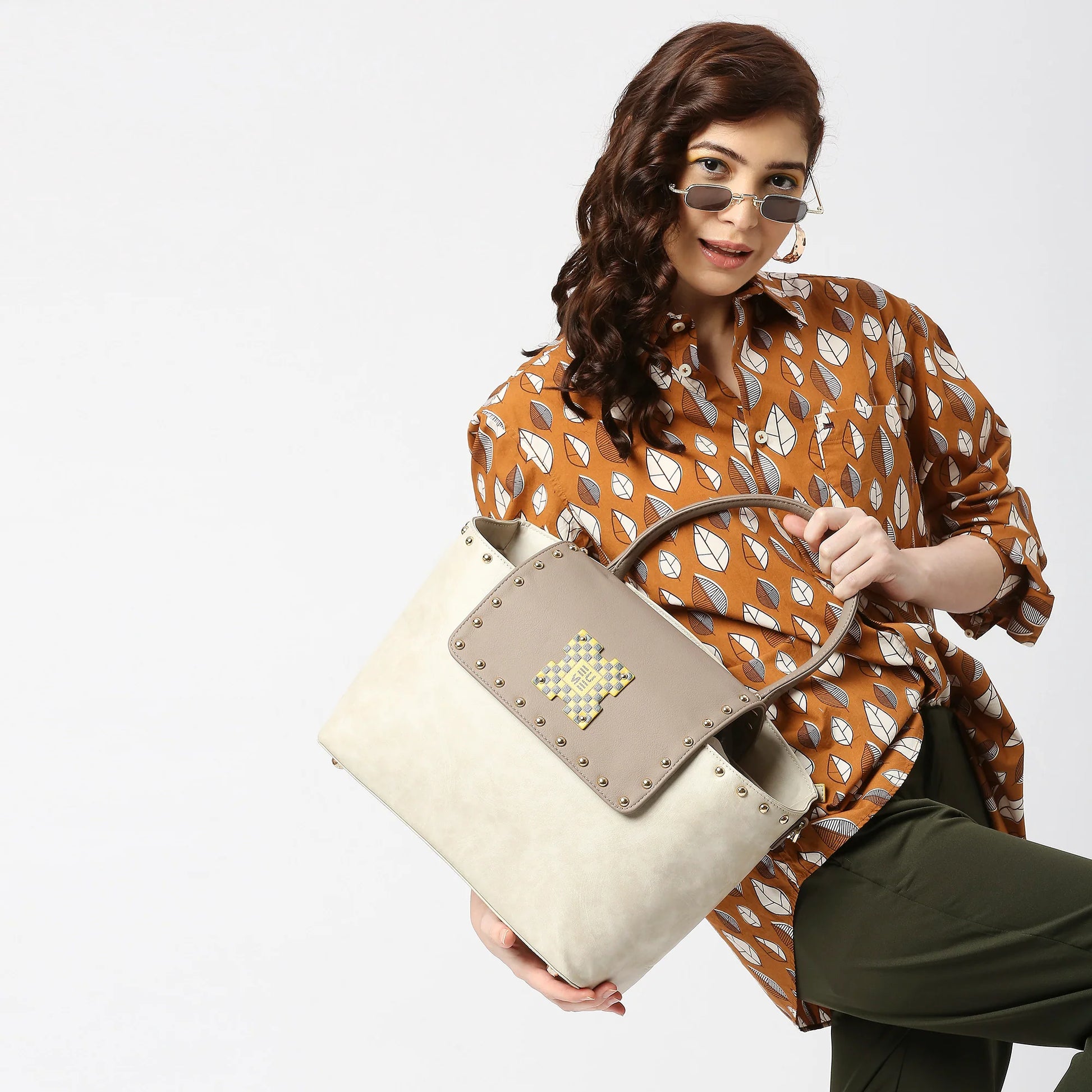 Chic Orchid single sling laptop tote bag for stylish professionals.